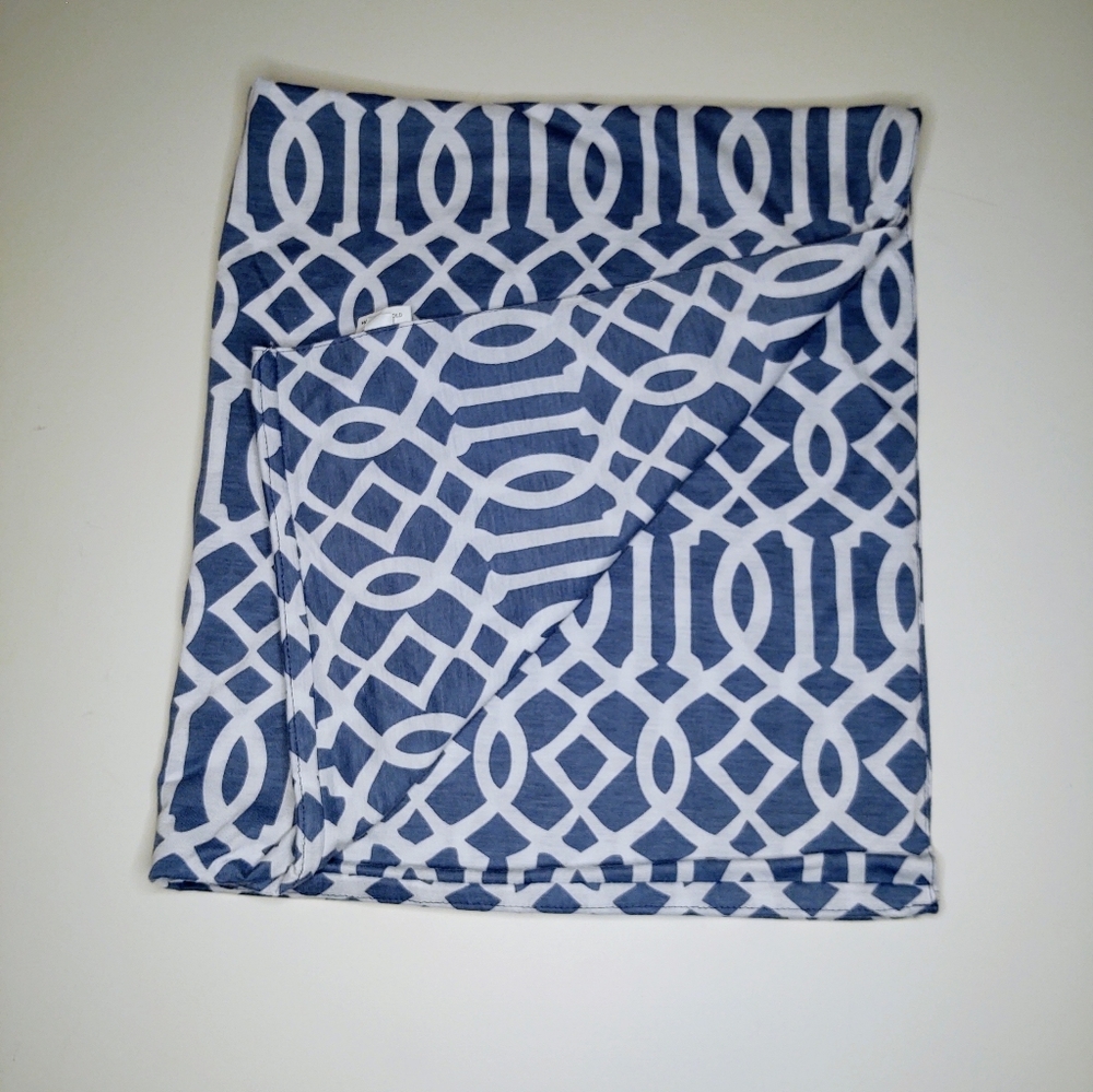 Nursing Cover - Picture 5 of 6